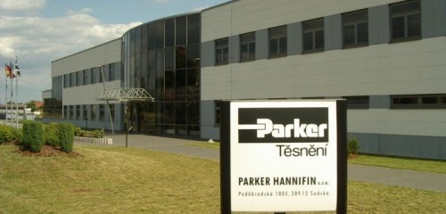 PARKER HANNIFIN Nymburk, Výrobní a skladovací hala